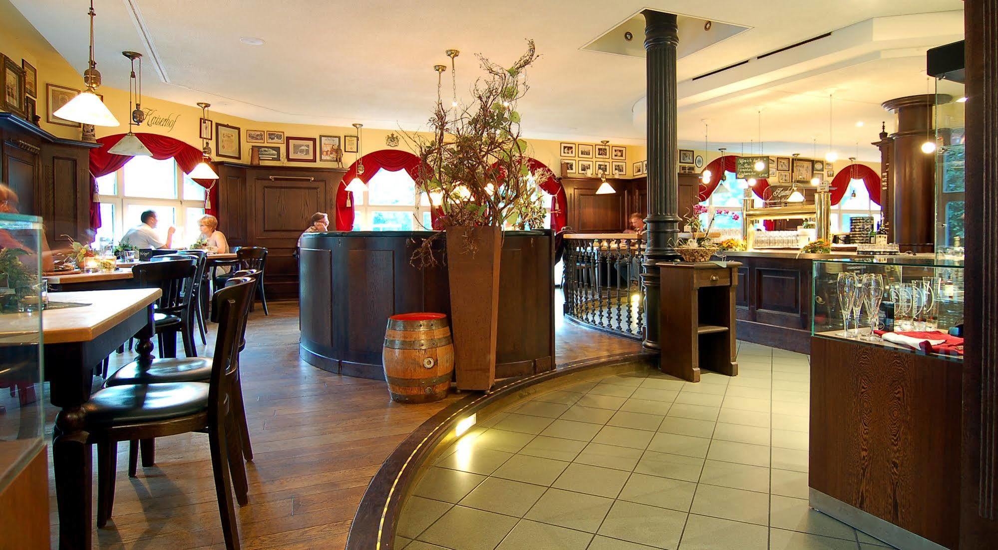 Hotel Kaiserhof 라데버그 외부 사진